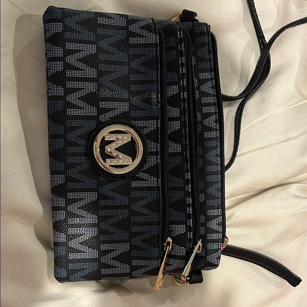 Source Unknown Black and Silver Clutch